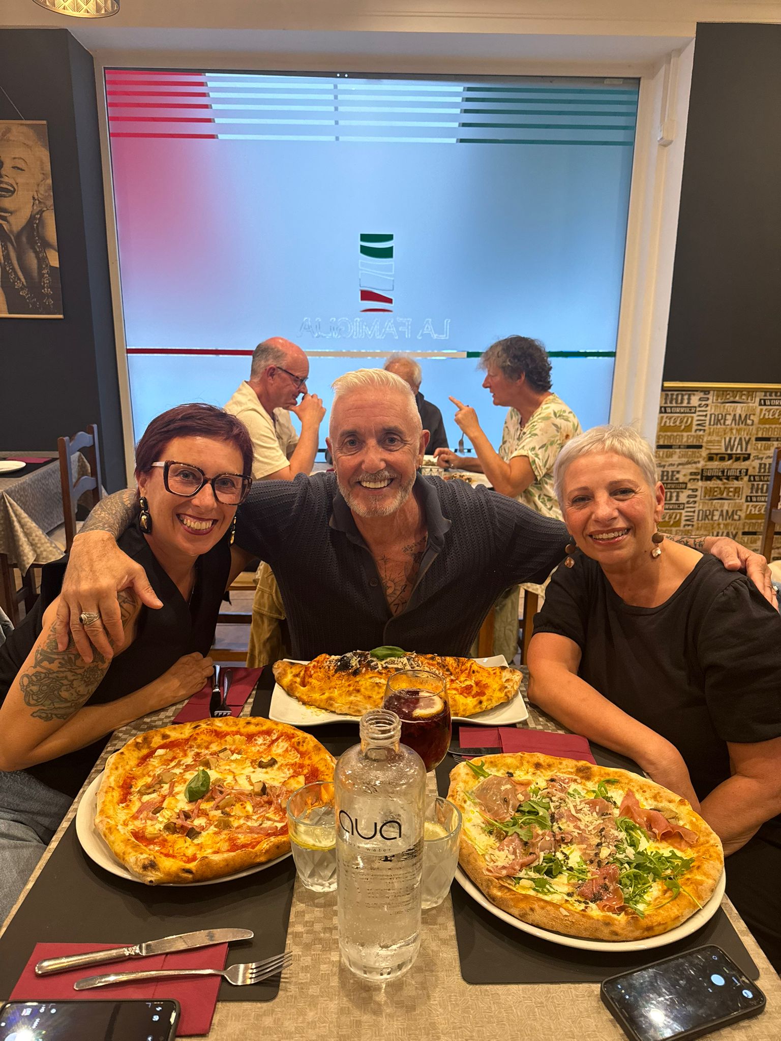 Foto de La Famiglia Catral 12